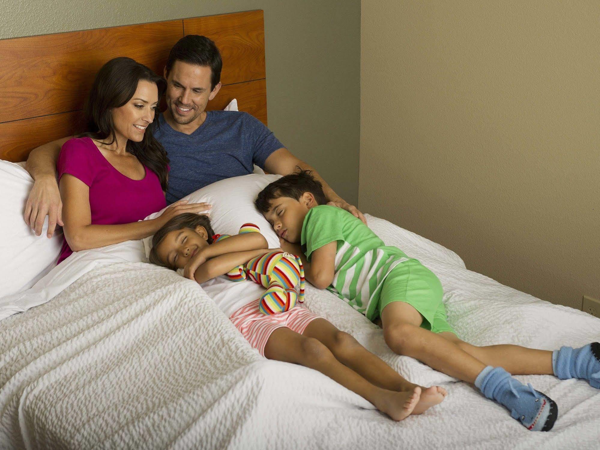 Extended Stay America Select Suites - Orlando - Airport Ngoại thất bức ảnh
